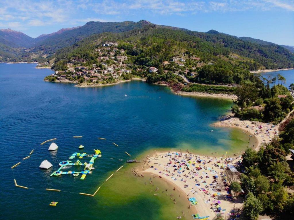 Casa De Casarelhos - Vistas Rio, Campo E Montanha - Lareira Apartman Geres Kültér fotó