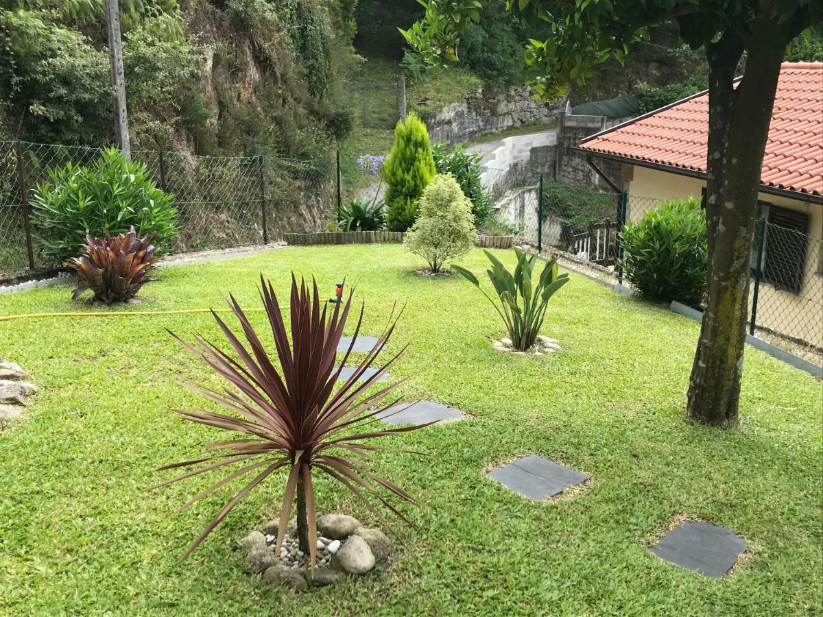 Casa De Casarelhos - Vistas Rio, Campo E Montanha - Lareira Apartman Geres Kültér fotó