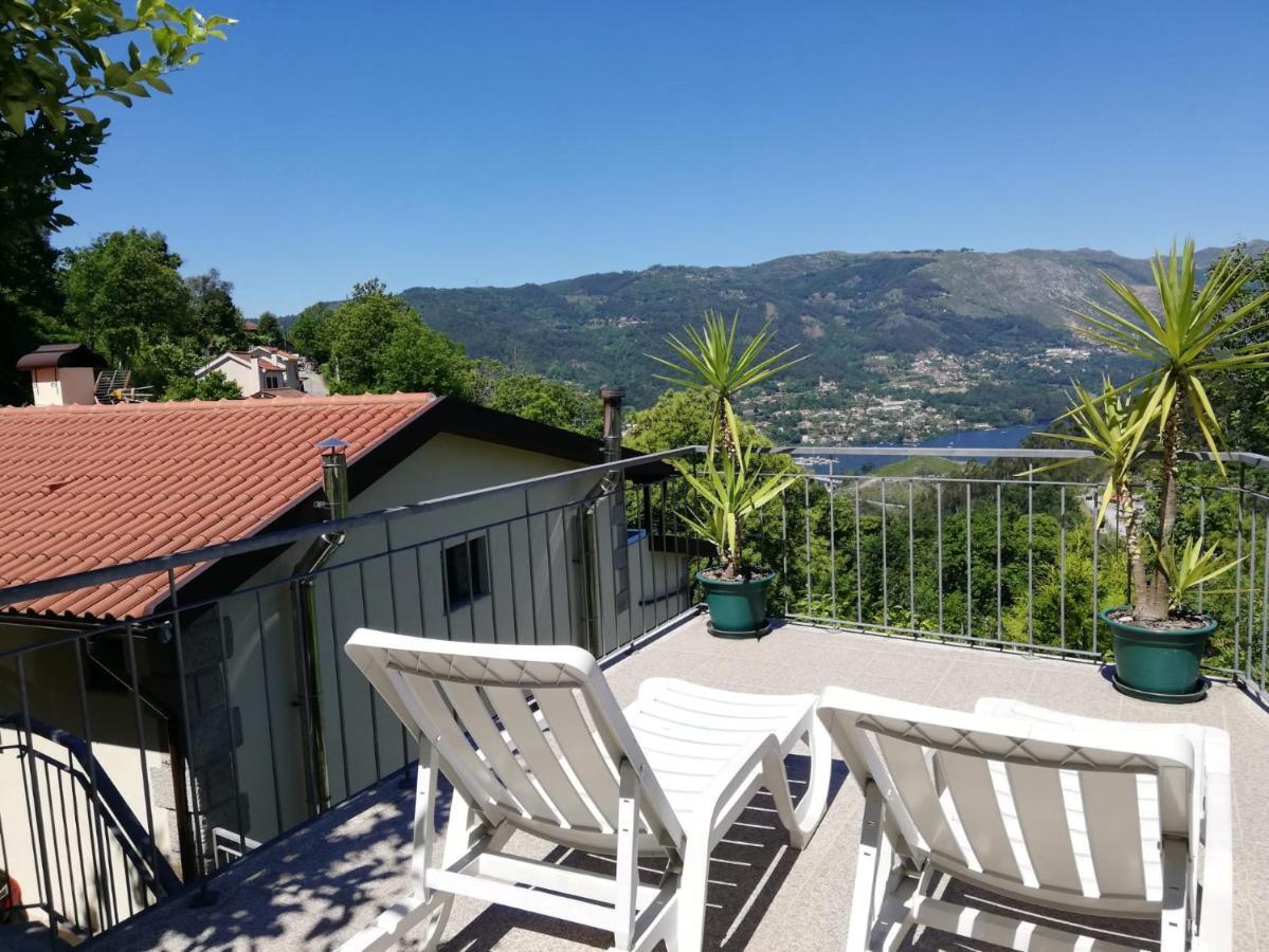 Casa De Casarelhos - Vistas Rio, Campo E Montanha - Lareira Apartman Geres Kültér fotó